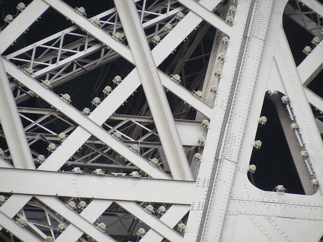 קונסטרוקציות מתכת